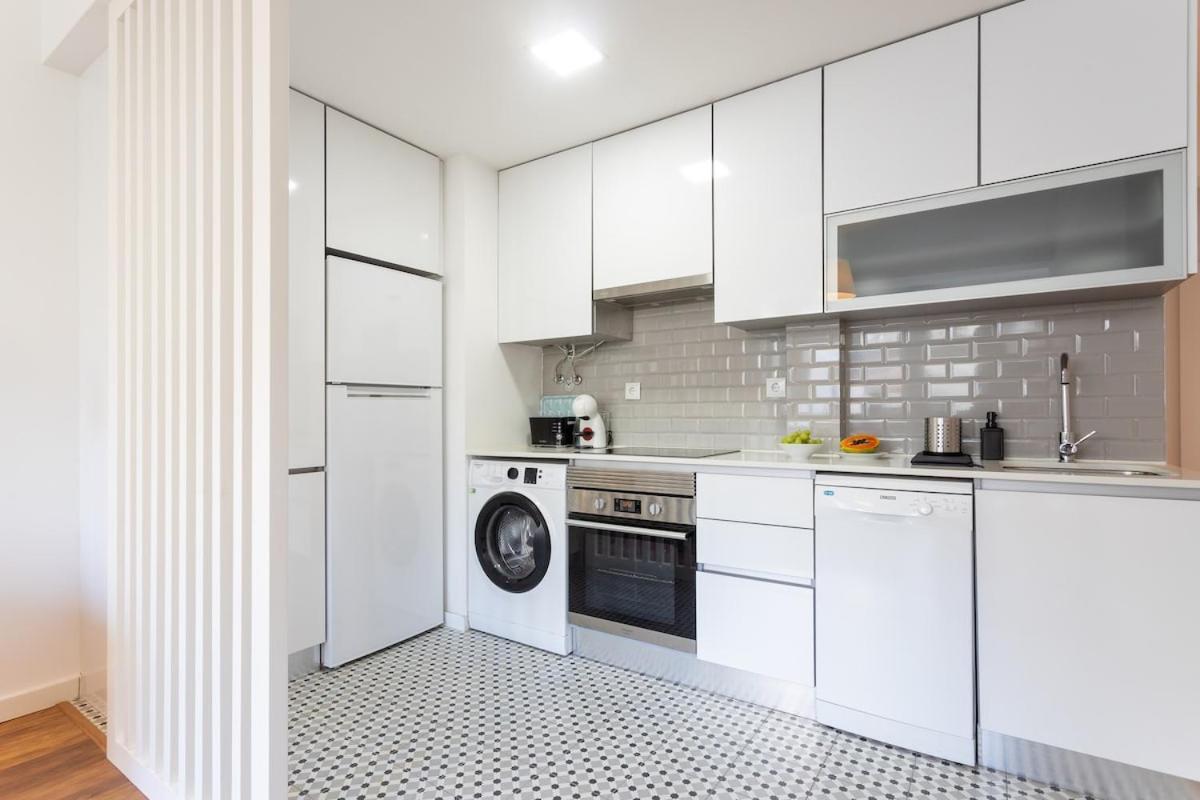 Modern T1 In Apartment