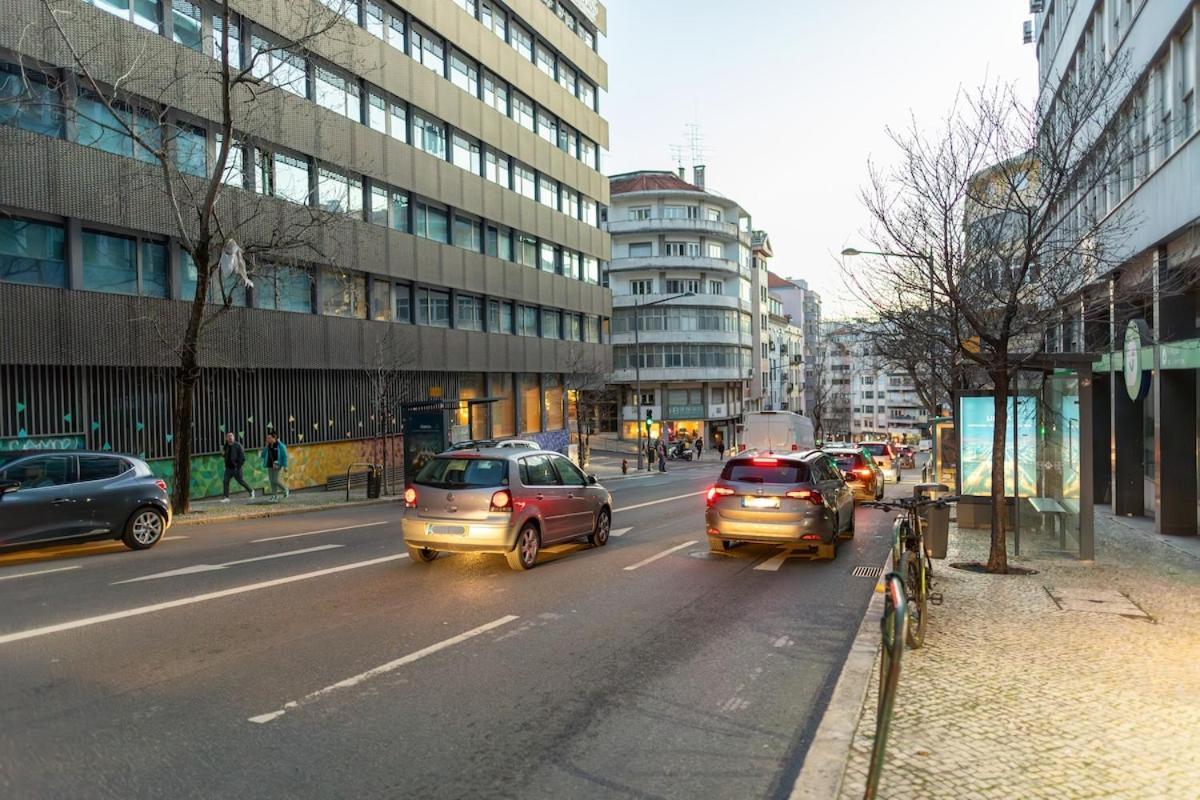 Modern T1 In Lisbon